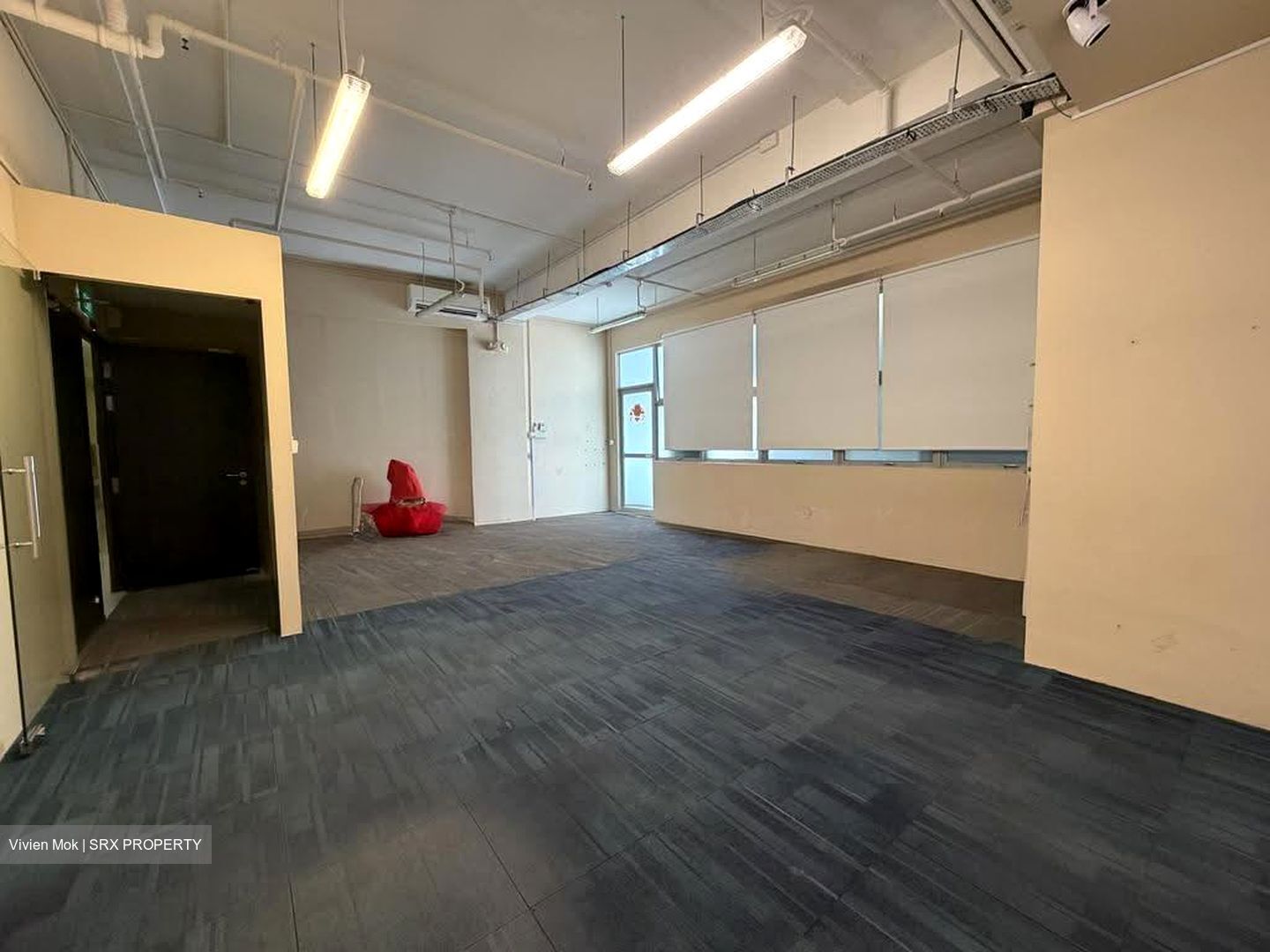 First Centre (D19), Factory #608995221